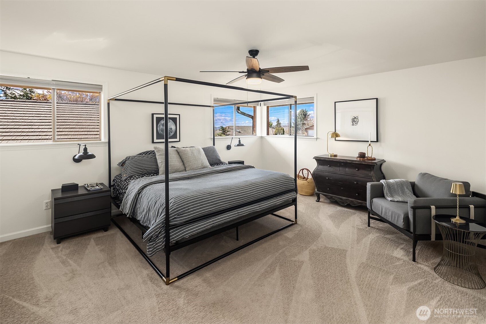 306 Seneca Place Northwest Renton, WA 98057 - Photo 12 of 29