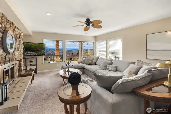 $1,295,000 | 306 Seneca Place Northwest, Renton, WA 98057