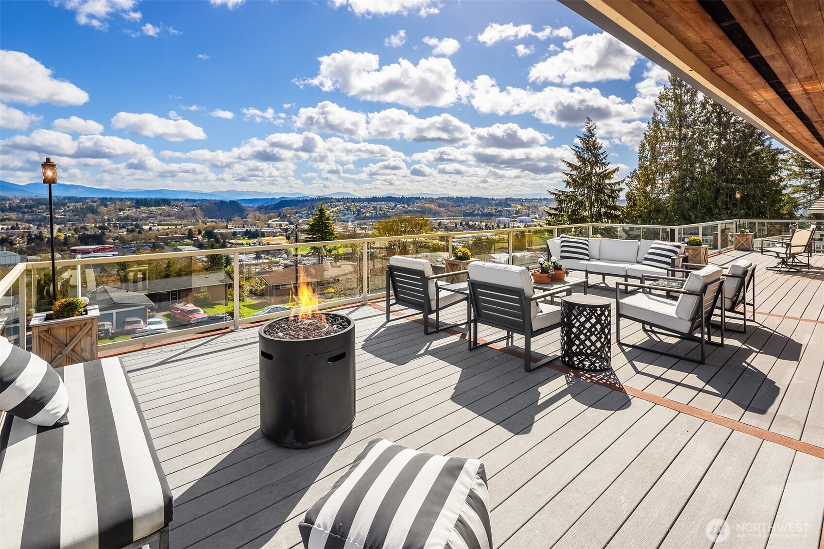 306 Seneca Place Northwest Renton, WA 98057 - Photo 25 of 29