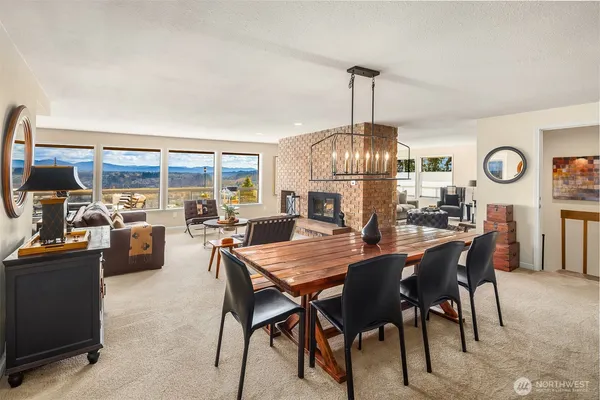 $1,295,000 | 306 Seneca Place Northwest, Renton, WA 98057
