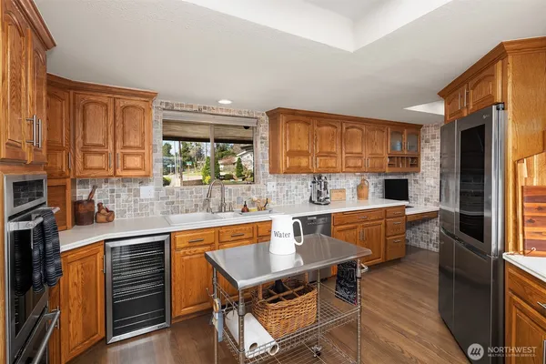 $1,295,000 | 306 Seneca Place Northwest, Renton, WA 98057