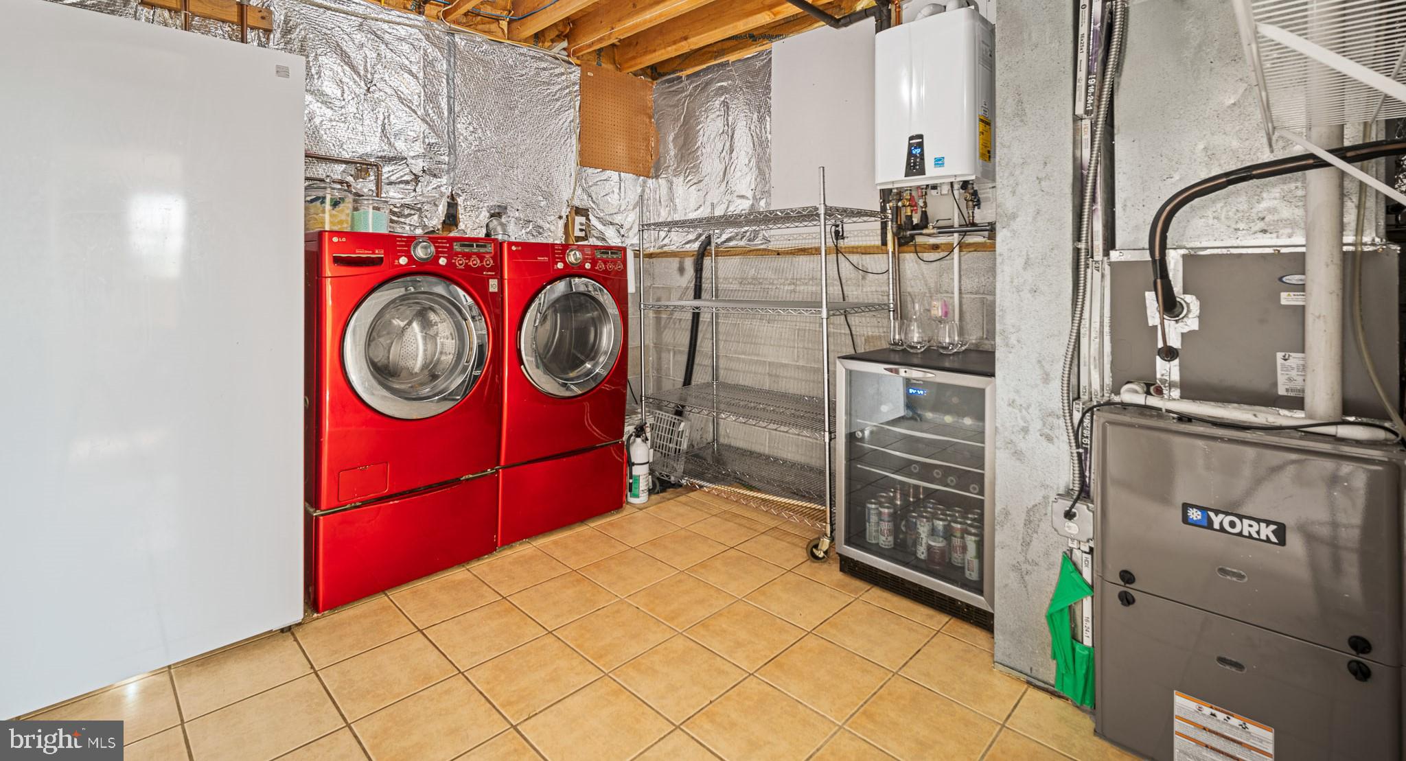 431 Cooper Folly Road Atco, NJ 08004 - Photo 23 of 30 Spacious laundry room