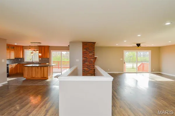 $100,000 | 1980 Hwy North, Pacific, MO 63069