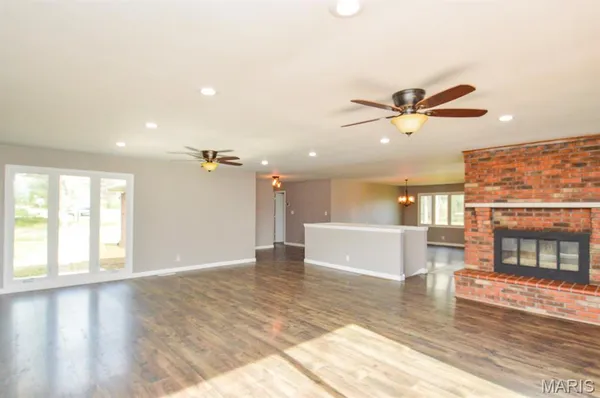 $100,000 | 1980 Hwy North, Pacific, MO 63069