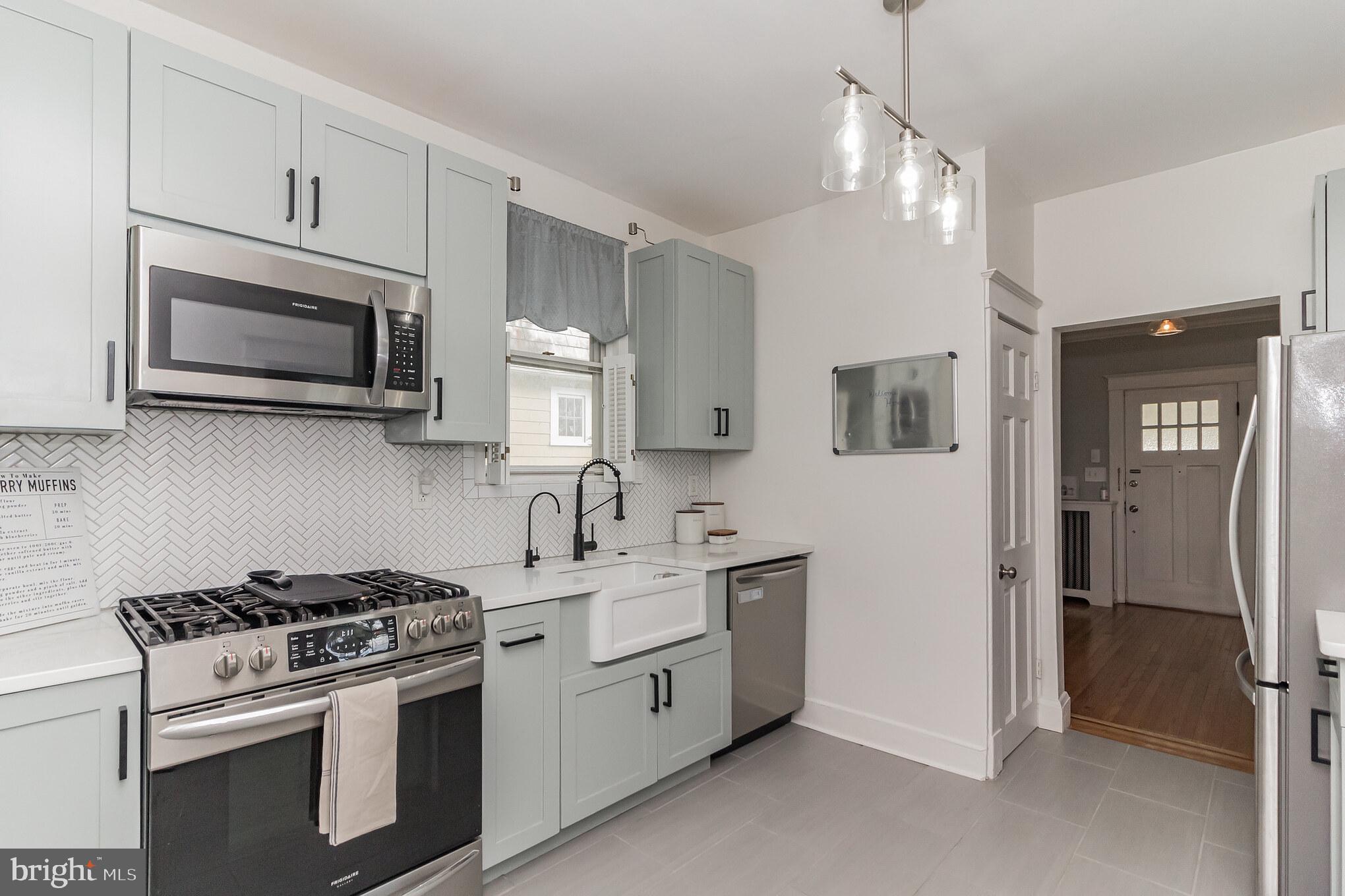 5318 Wendley Road Baltimore, MD 21229 - Photo 11 of 30