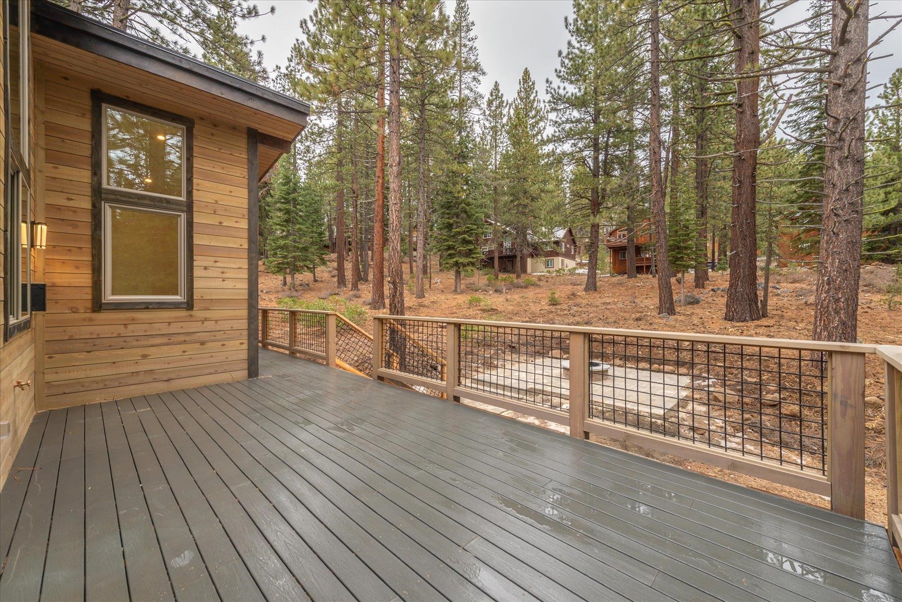 11697 Bennett Flat Road Truckee, CA 96161 - Photo 6 of 21 Gallery Image 6