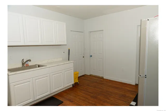 $1,500 | 59 Ward Street, Unit 3, Waterbury, CT 06704