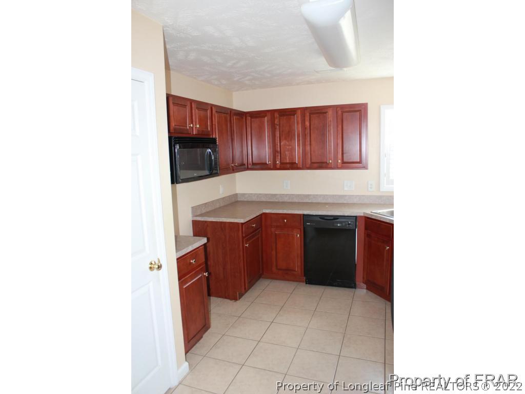 246 Lattimore Road Cameron, NC 28326 - Photo 6 of 33 Gallery Image 6