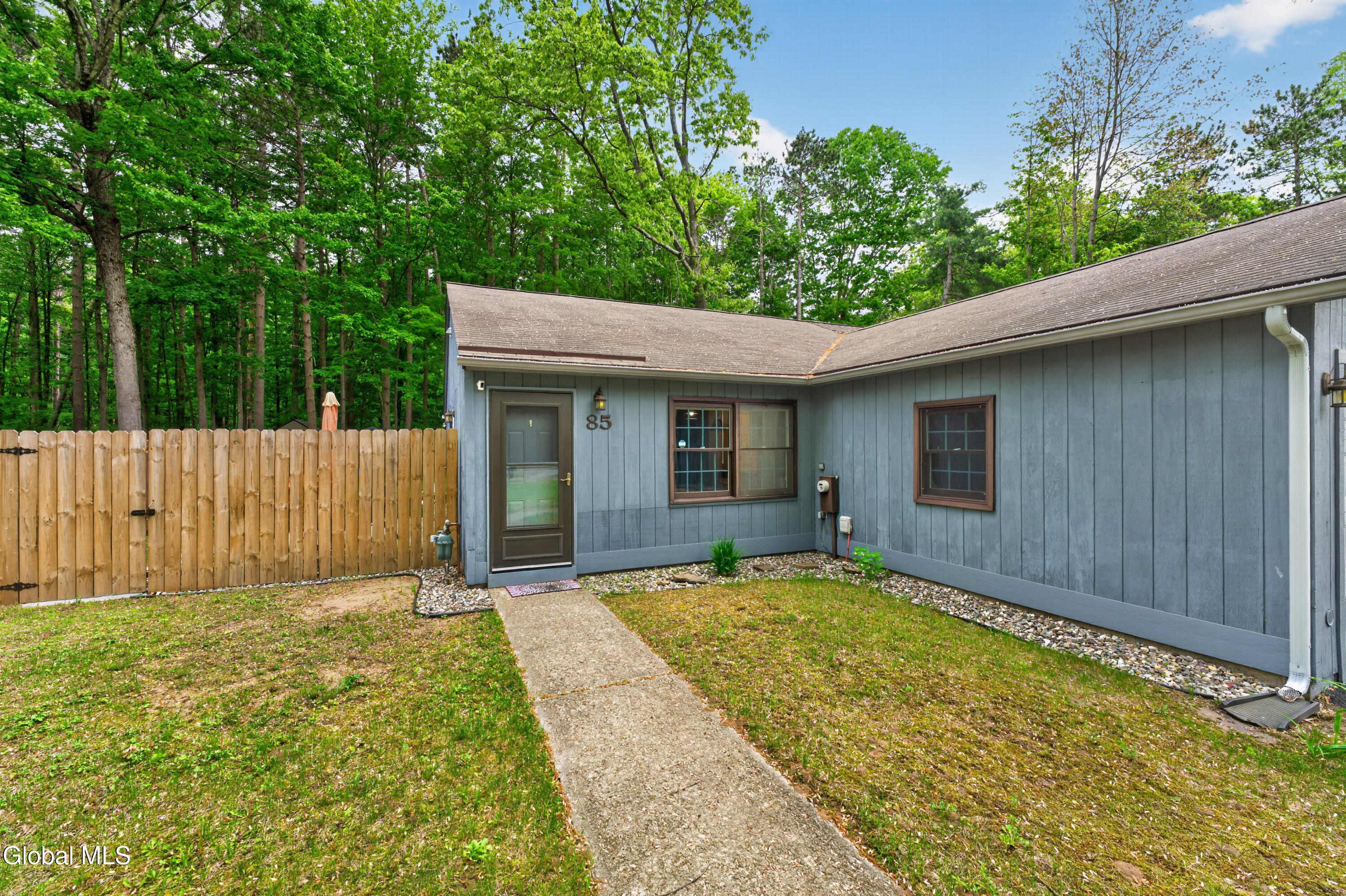 85 Wake Robin Road Ballston Spa, NY 12020 - Photo 3 of 26 0 Front 3