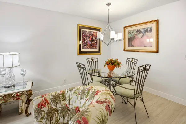 $185,900 | 2501 Red Hibiscus Boulevard, Unit 201, Delray Beach, FL 33445