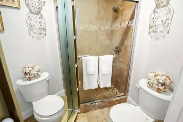 $185,900 | 2501 Red Hibiscus Boulevard, Unit 201, Delray Beach, FL 33445