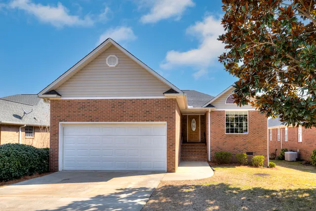 $388,000 | 47 North Lake Circle, Manning, SC 29102