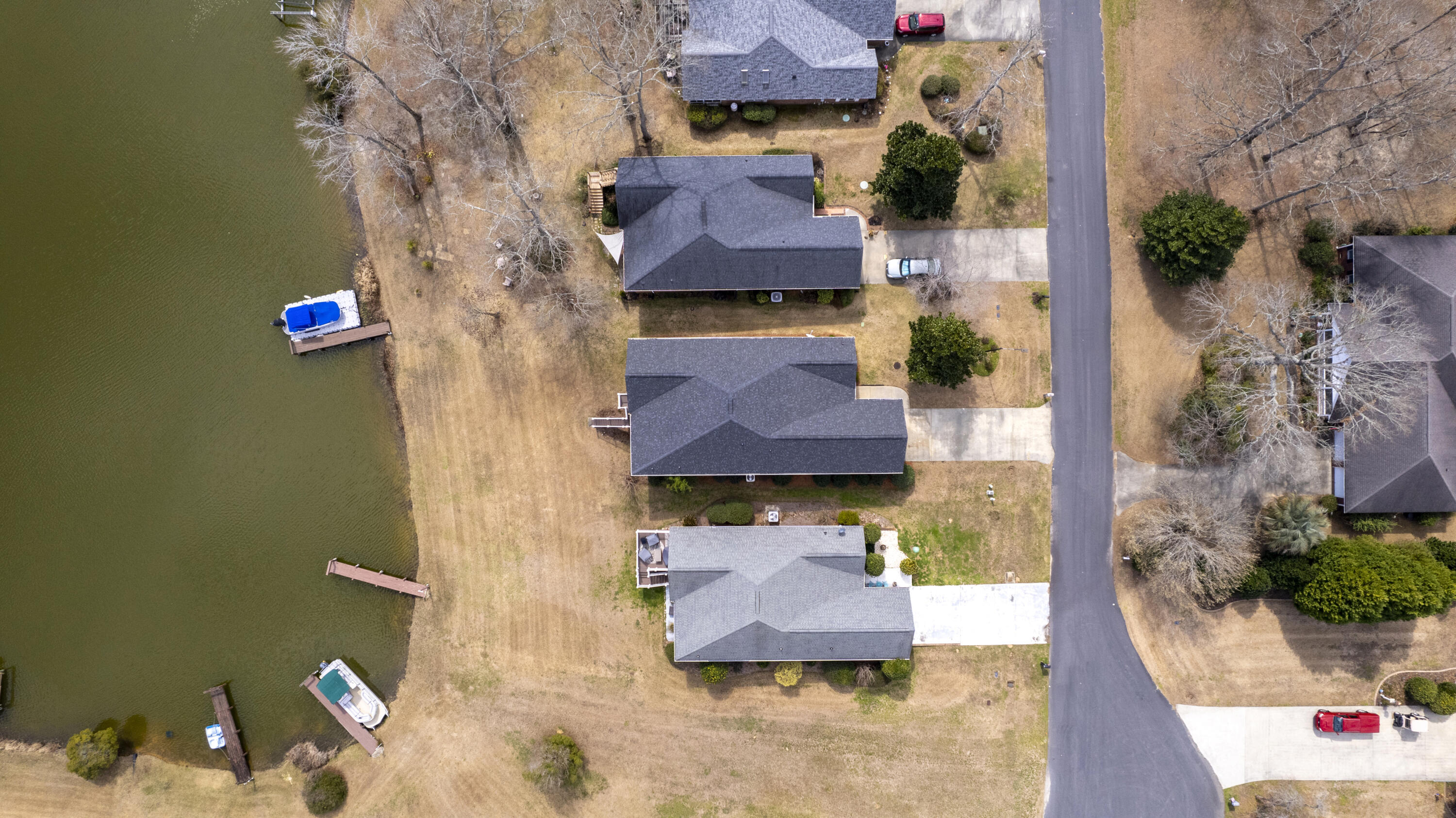 47 North Lake Circle Manning, SC 29102 - Photo 43 of 74 OVERHEAD VIEW
