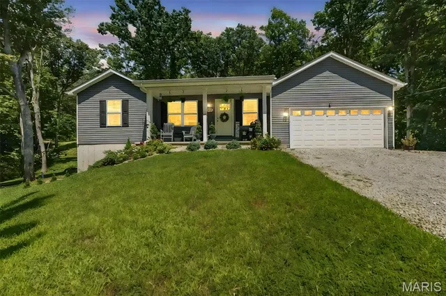 $379,900 | 11240 Cumberland Gap Drive, Marthasville, MO 63357