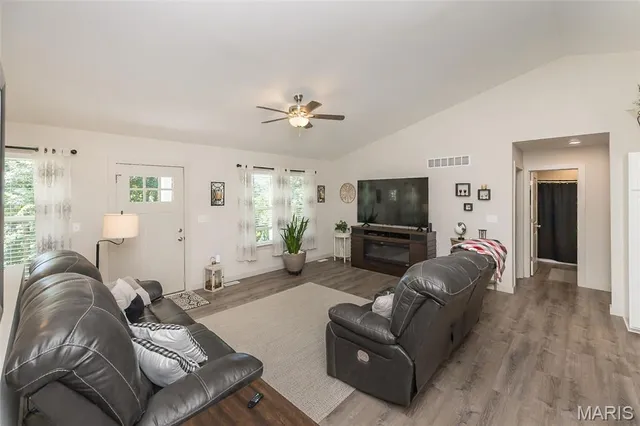 $379,900 | 11240 Cumberland Gap Drive, Marthasville, MO 63357