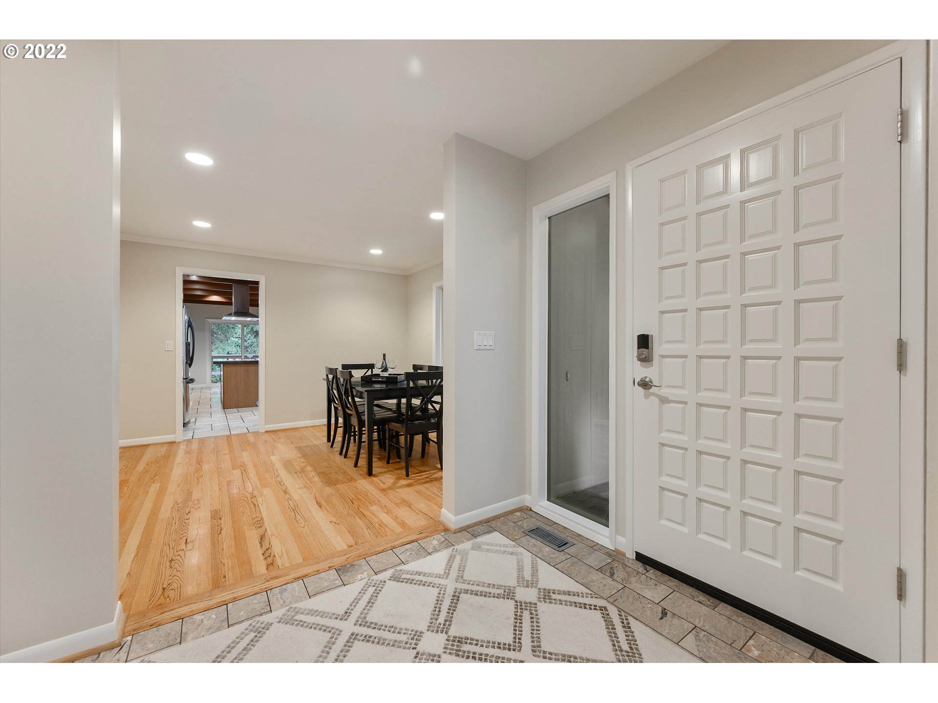 2256 Southwest Humphrey Park Road Portland, OR 97221 - Photo 5 of 29 Gallery Image 5