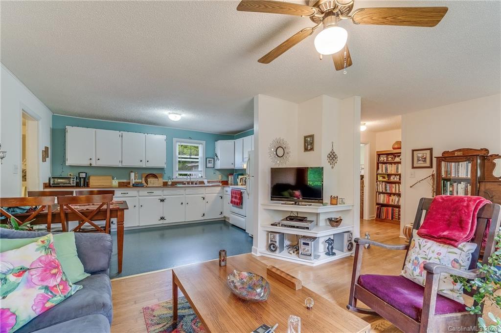 237 Brickyard Road Asheville, NC 28806 - Photo 8 of 12 Gallery Image 8