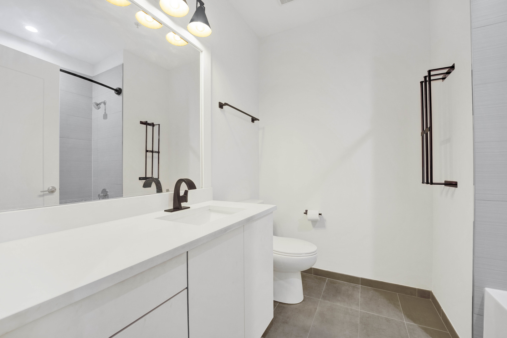 1802 South State Street, Unit 310 Chicago, IL 60616 - Photo 25 of 38