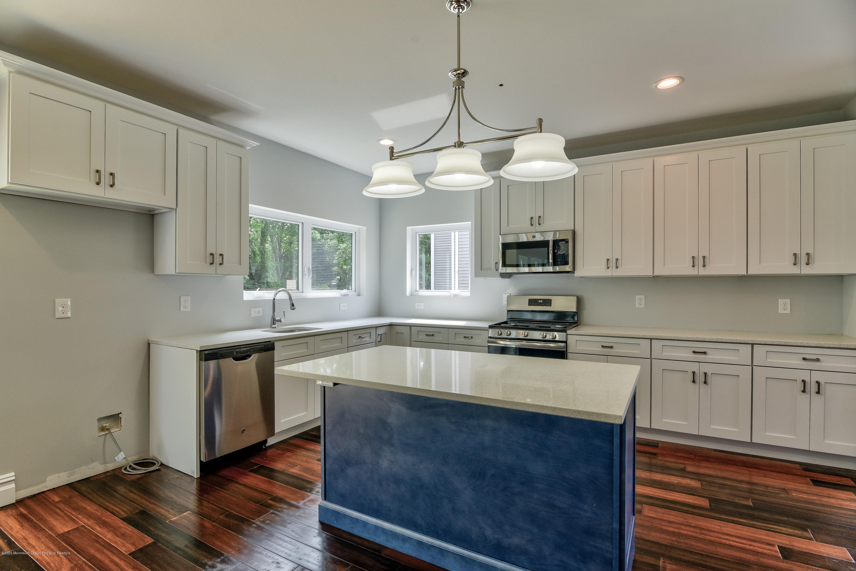 18 Wooleytown Road Morganville, NJ 07751 - Photo 5 of 32 DSC_0089_90_91-17