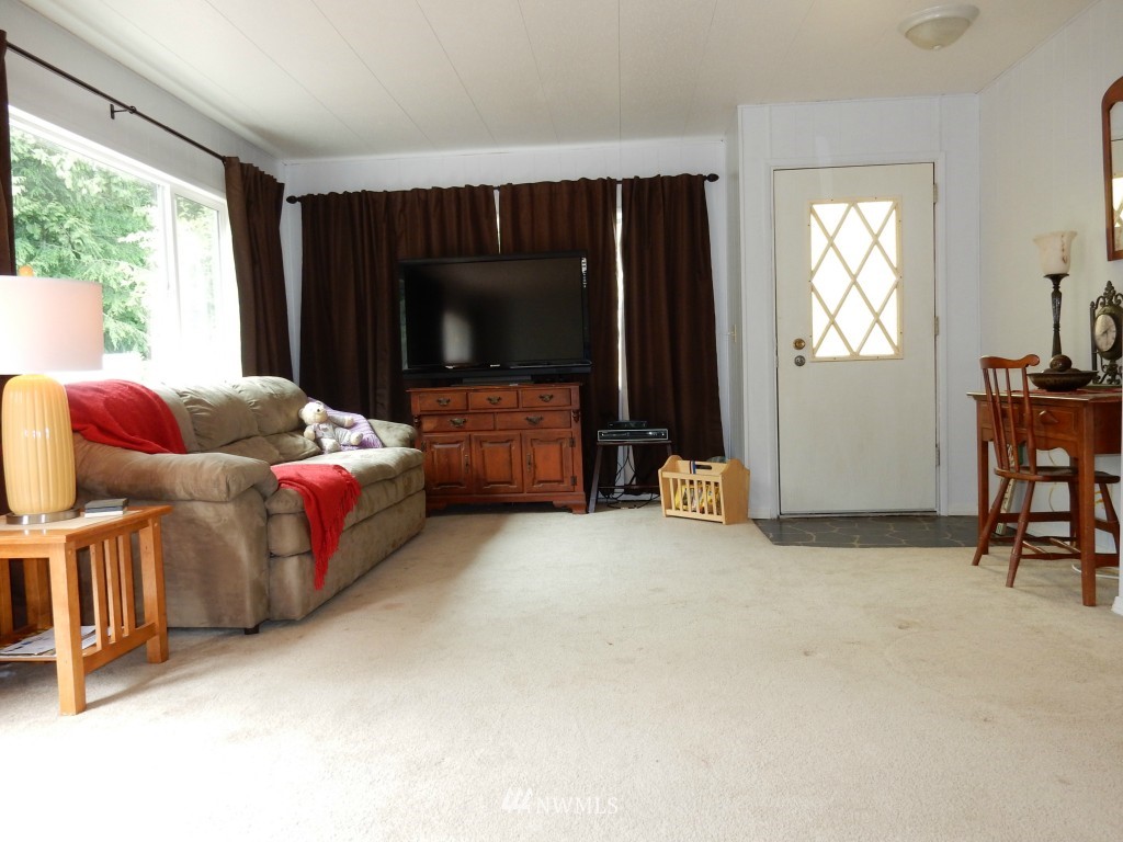 4231 Cody Road Blaine, WA 98230 - Photo 4 of 20