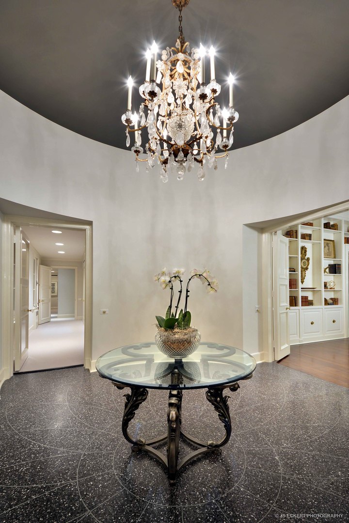 30 East Deerpath Road Lake Forest, IL 60045 - Photo 13 of 67