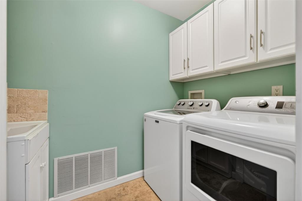 1007 State Street East Oldsmar, FL 34677 - Photo 25 of 65
