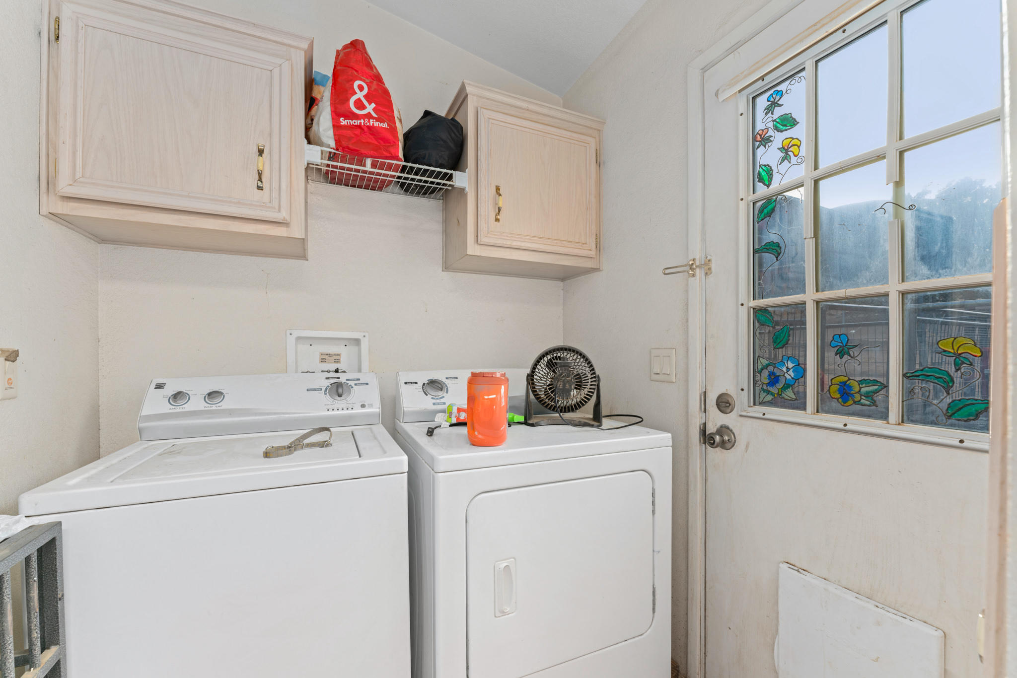 32035 Mountain Shadow Road Acton, CA 93510 - Photo 17 of 34 a utility room with dryer and washer