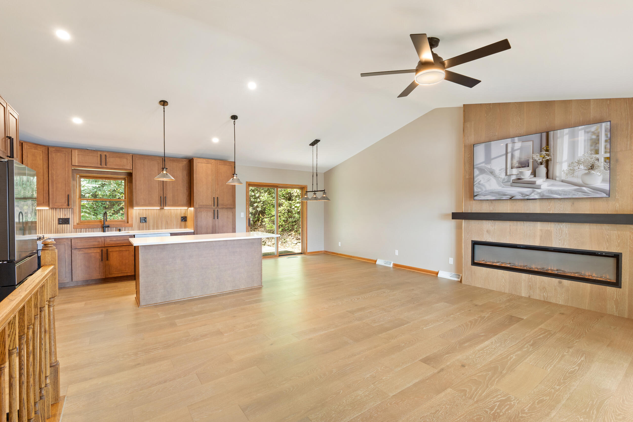 142 Riverside Drive Waterford, WI 53185 - Photo 4 of 28 Open Concept