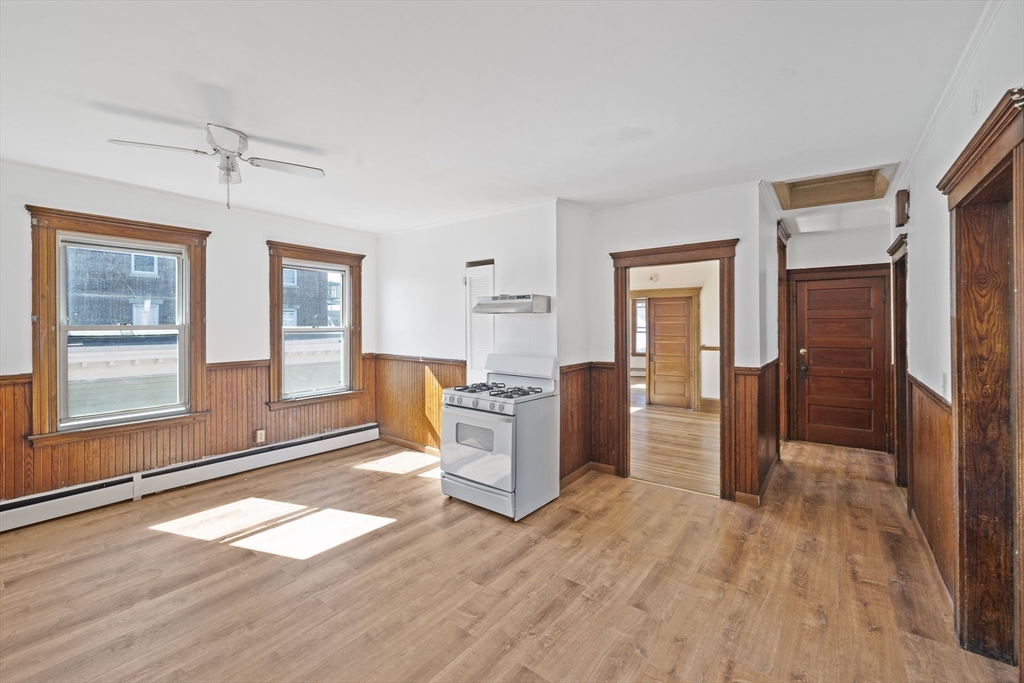 25 Perkins Street Salem, MA 01970 - Photo 11 of 28