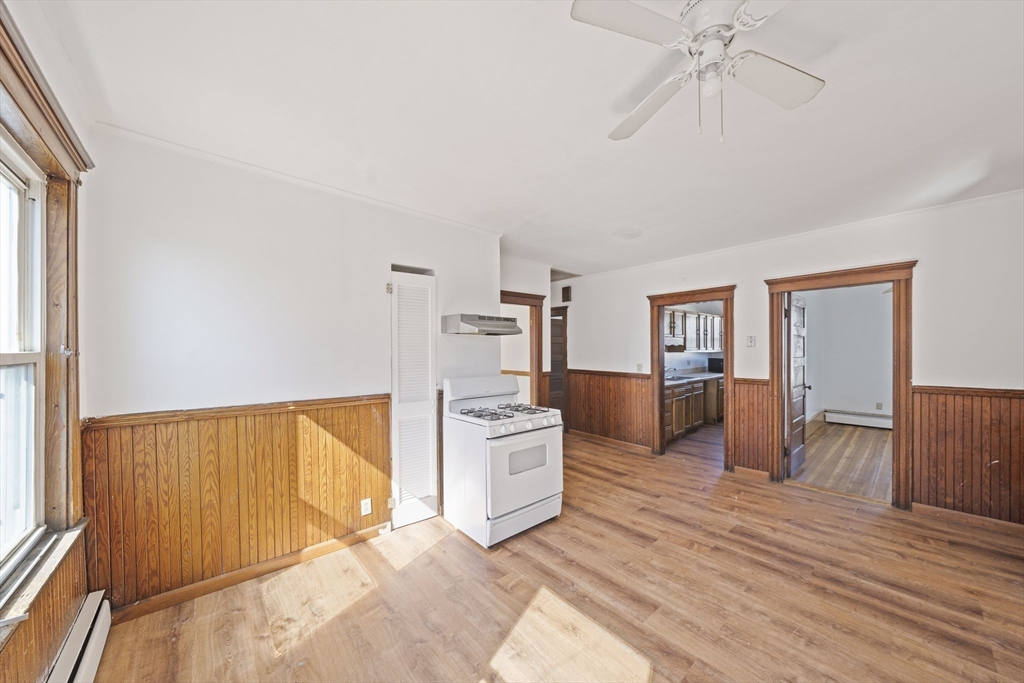 25 Perkins Street Salem, MA 01970 - Photo 12 of 28