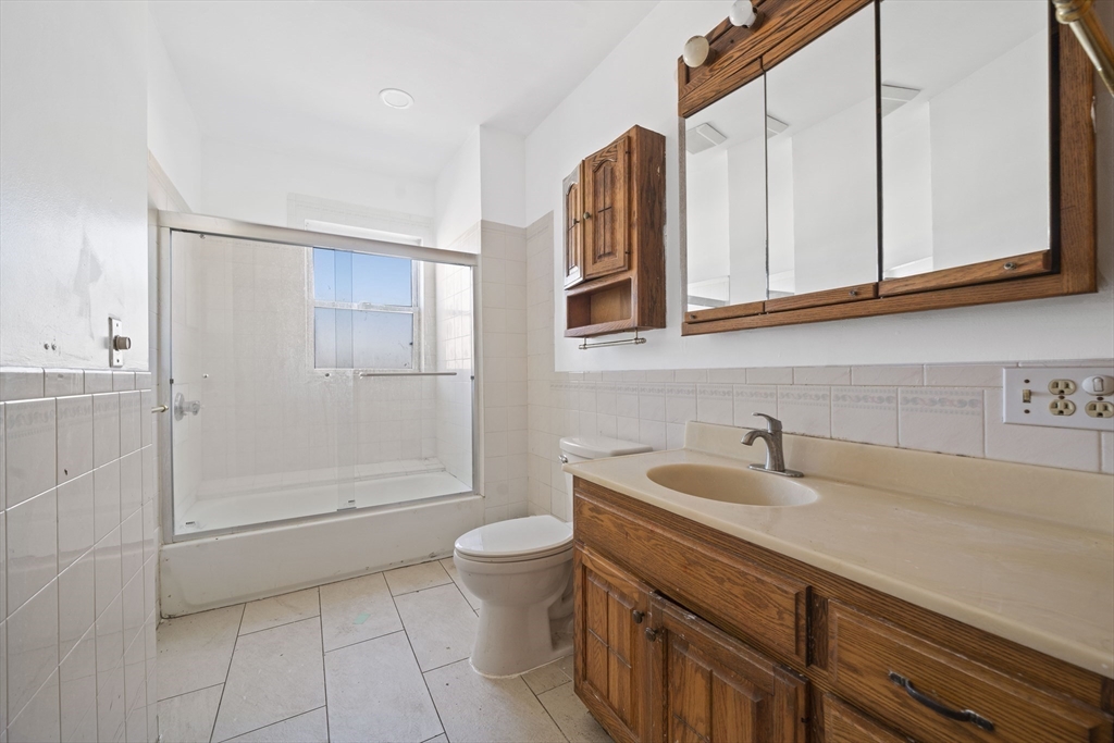 25 Perkins Street Salem, MA 01970 - Photo 23 of 28