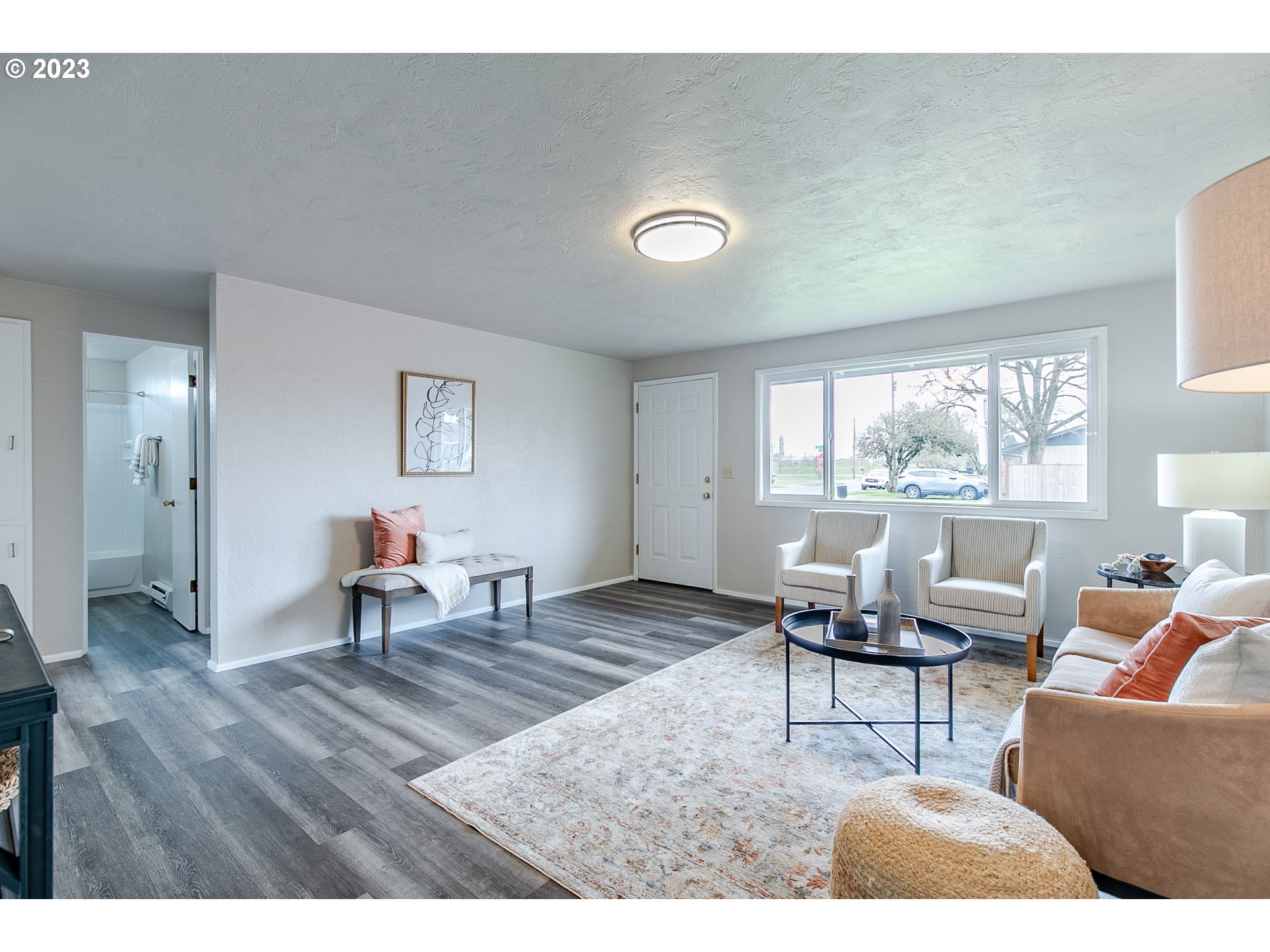 594 39th Street Springfield, OR 97478 - Photo 8 of 18 a living room with furniture and a wooden floor