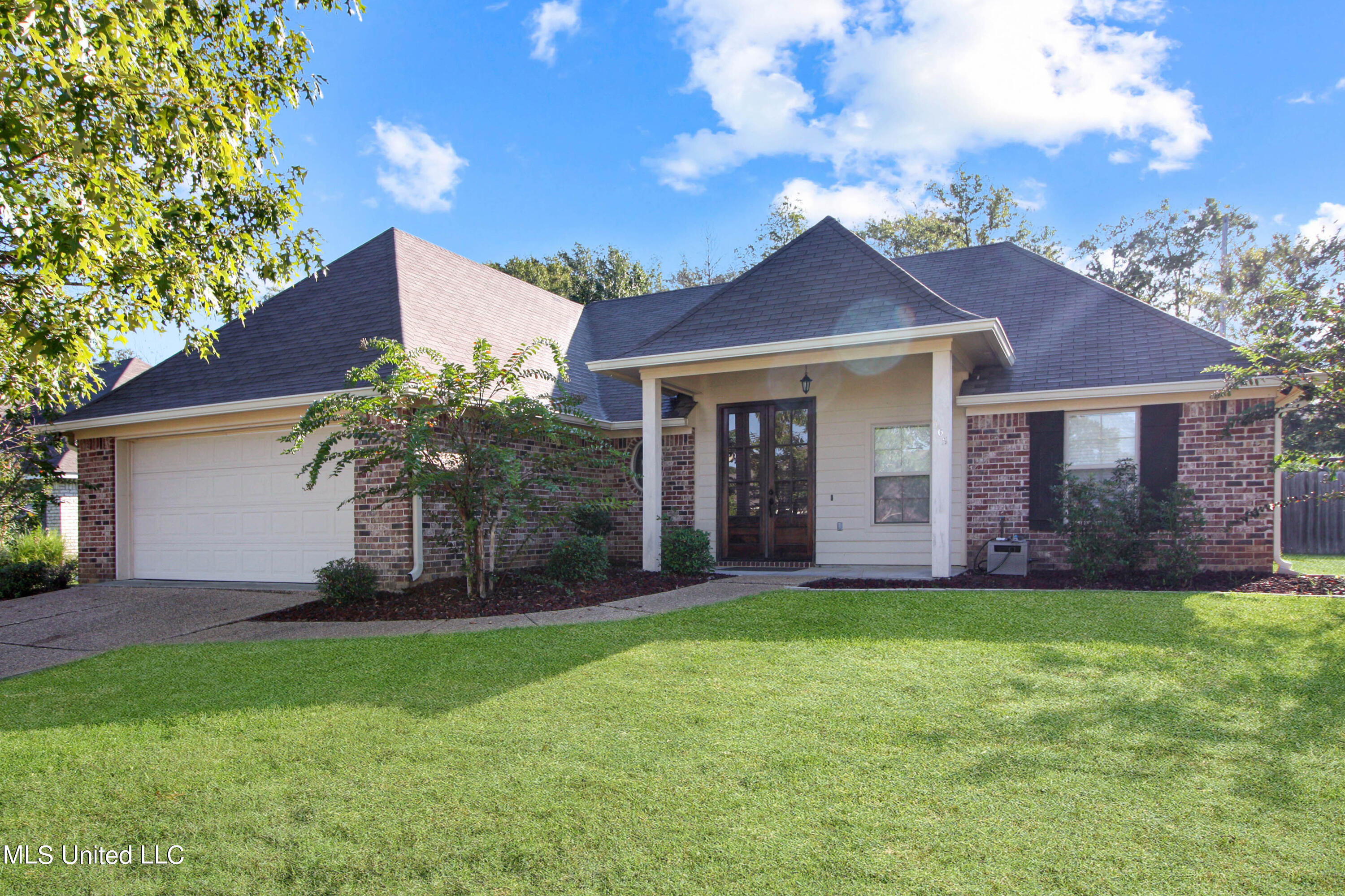 165 Harvey Circle Canton, MS 39046 - Photo 1 of 13 IMG_5189