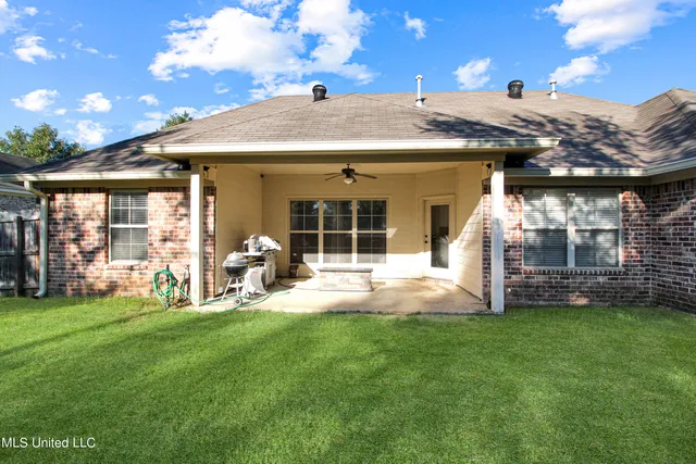 $2,200 | 165 Harvey Circle, Canton, MS 39046