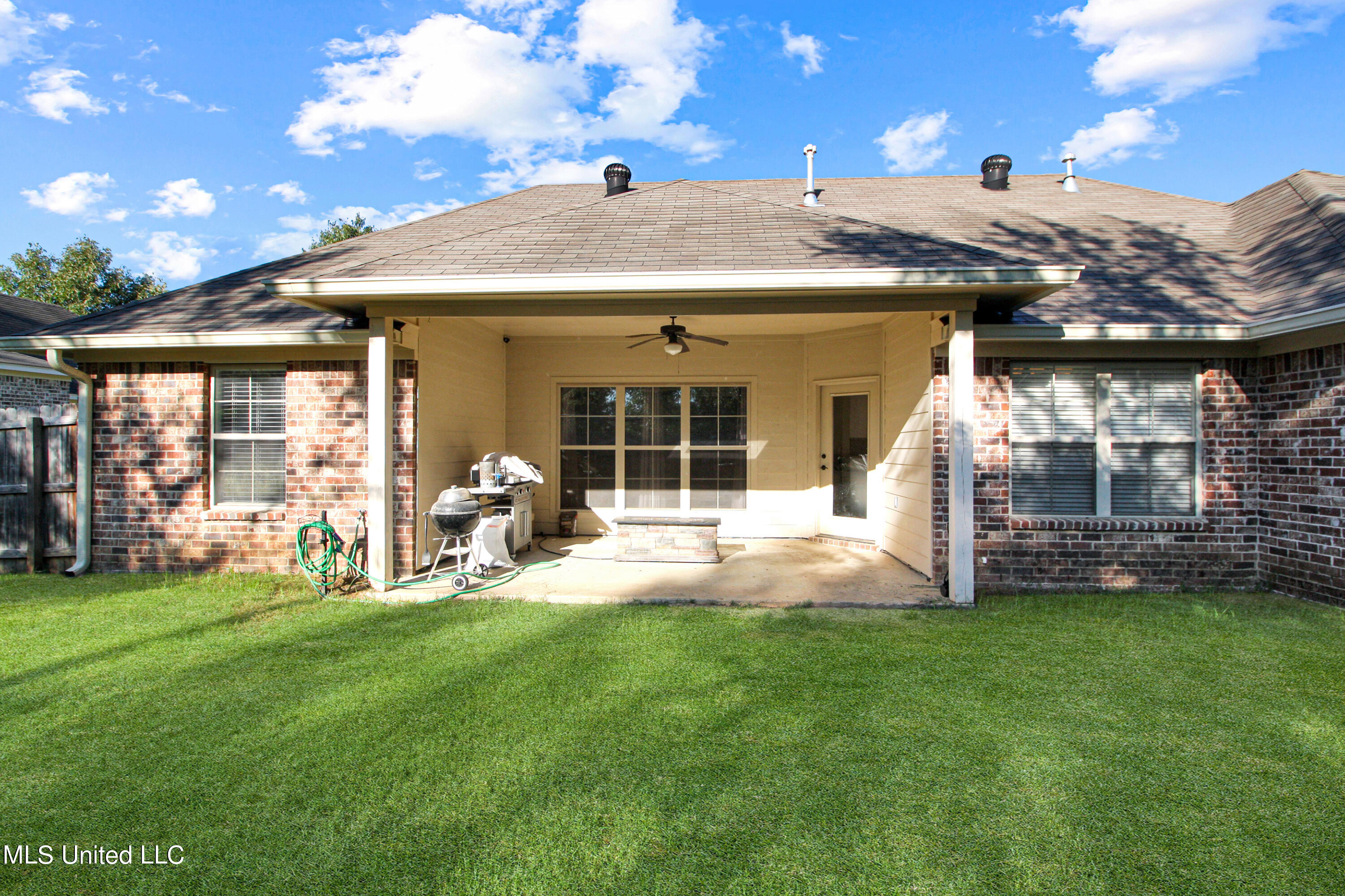 165 Harvey Circle Canton, MS 39046 - Photo 12 of 13 IMG_5185