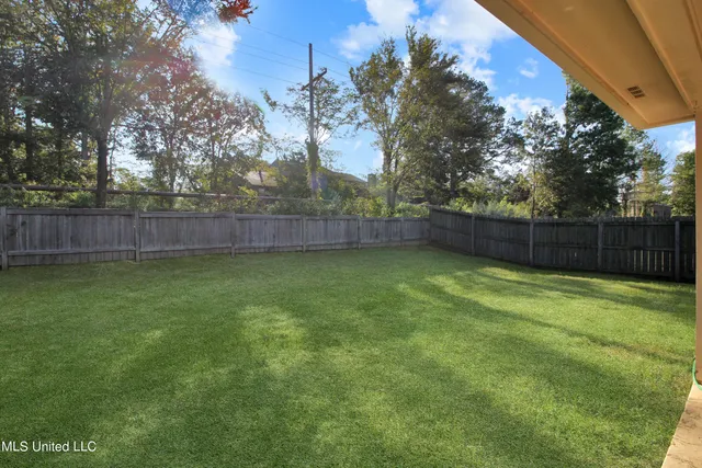 $2,200 | 165 Harvey Circle, Canton, MS 39046