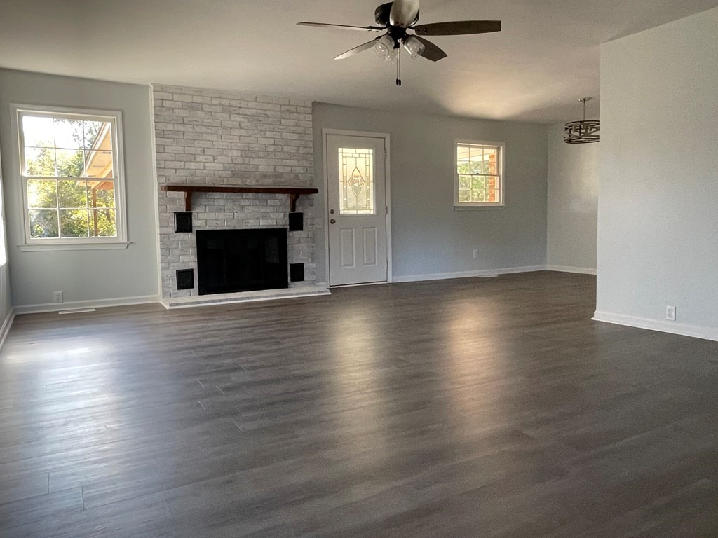 5040 Queen Chapel Road Dalzell, SC 29040 - Photo 4 of 24 Gallery Image 4