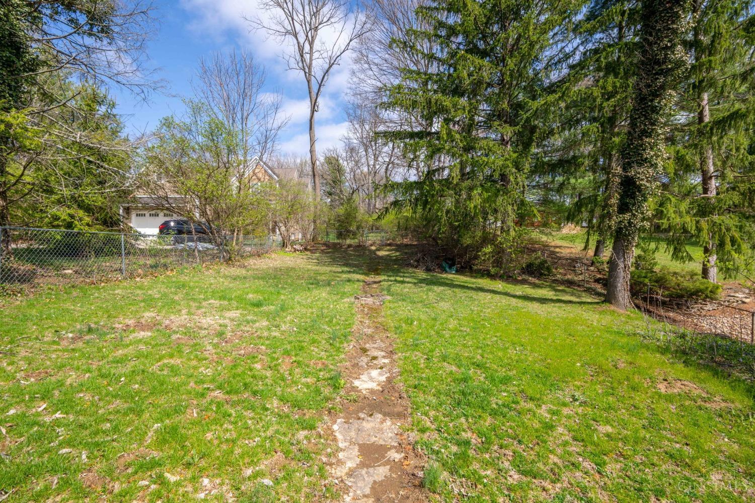 7406 Dawson Road Madeira, OH 45243 - Photo 8 of 11