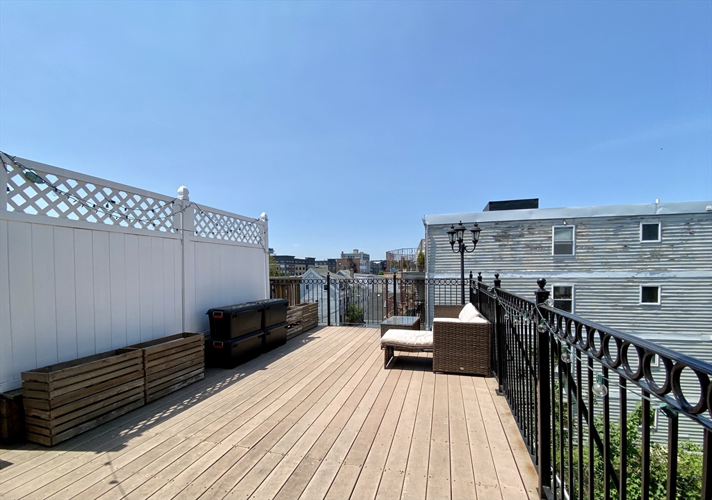 18 Cottage Street, Unit 3 Boston, MA 02128 - Photo 10 of 12