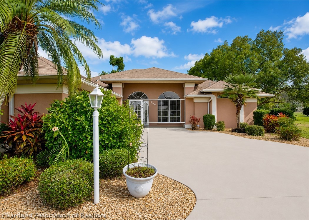 809 Ryan Road Sebring, FL 33876 - Photo 2 of 30
