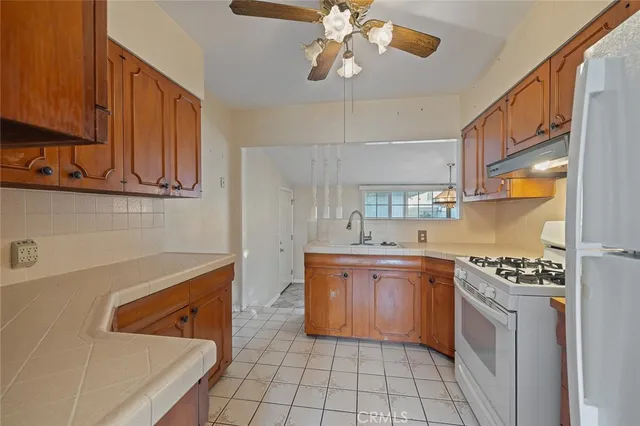 $1,100,000 | 13082 Monroe Street, Garden Grove, CA 92844