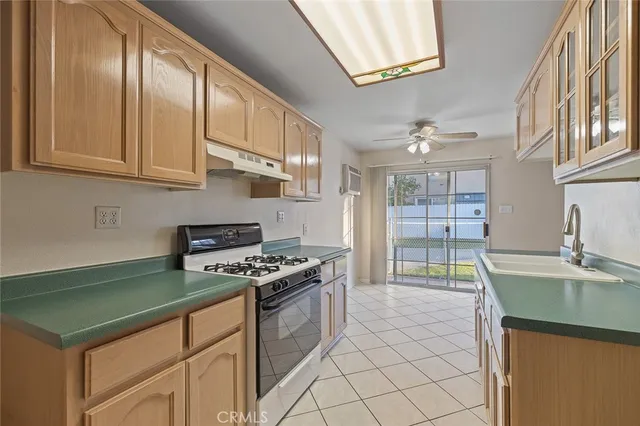 $1,100,000 | 13082 Monroe Street, Garden Grove, CA 92844