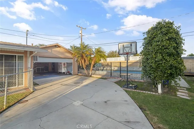 $1,100,000 | 13082 Monroe Street, Garden Grove, CA 92844