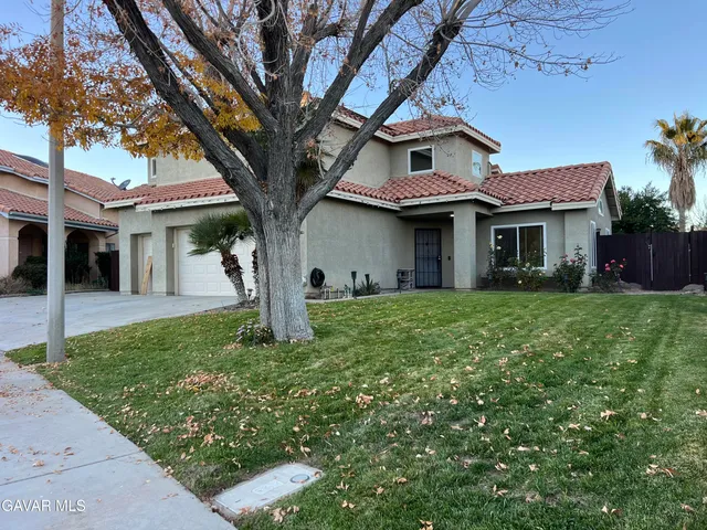 $3,800 | 359 Pagosa Court, Palmdale, CA 93551