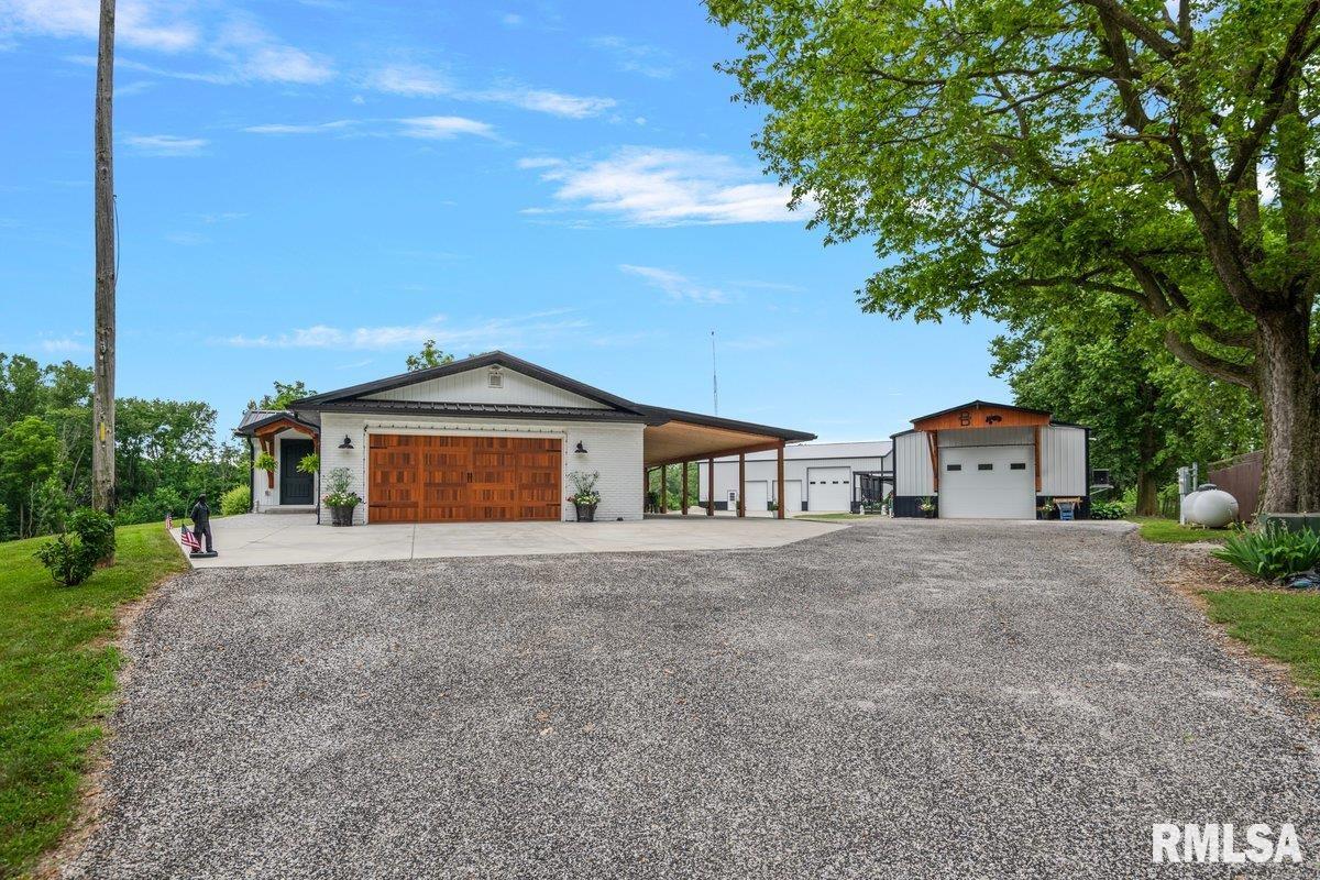 6813 Wesley Chapel Road Chatham, IL 62629 - Photo 22 of 39