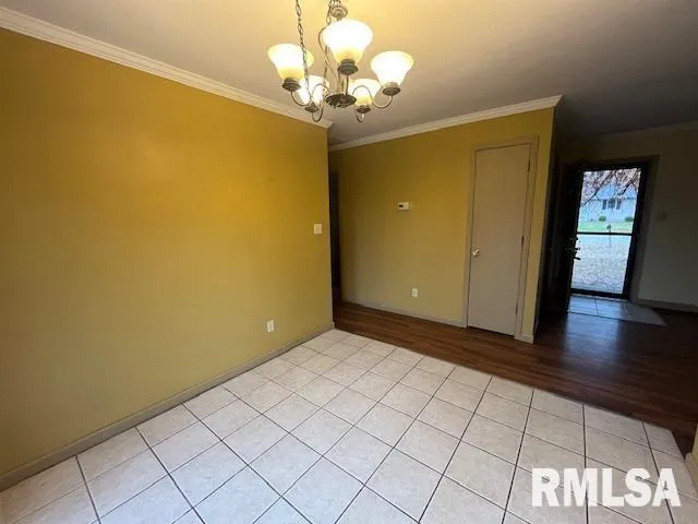 $119,900 | 101 North Lawrence Street, De Soto, IL 62924