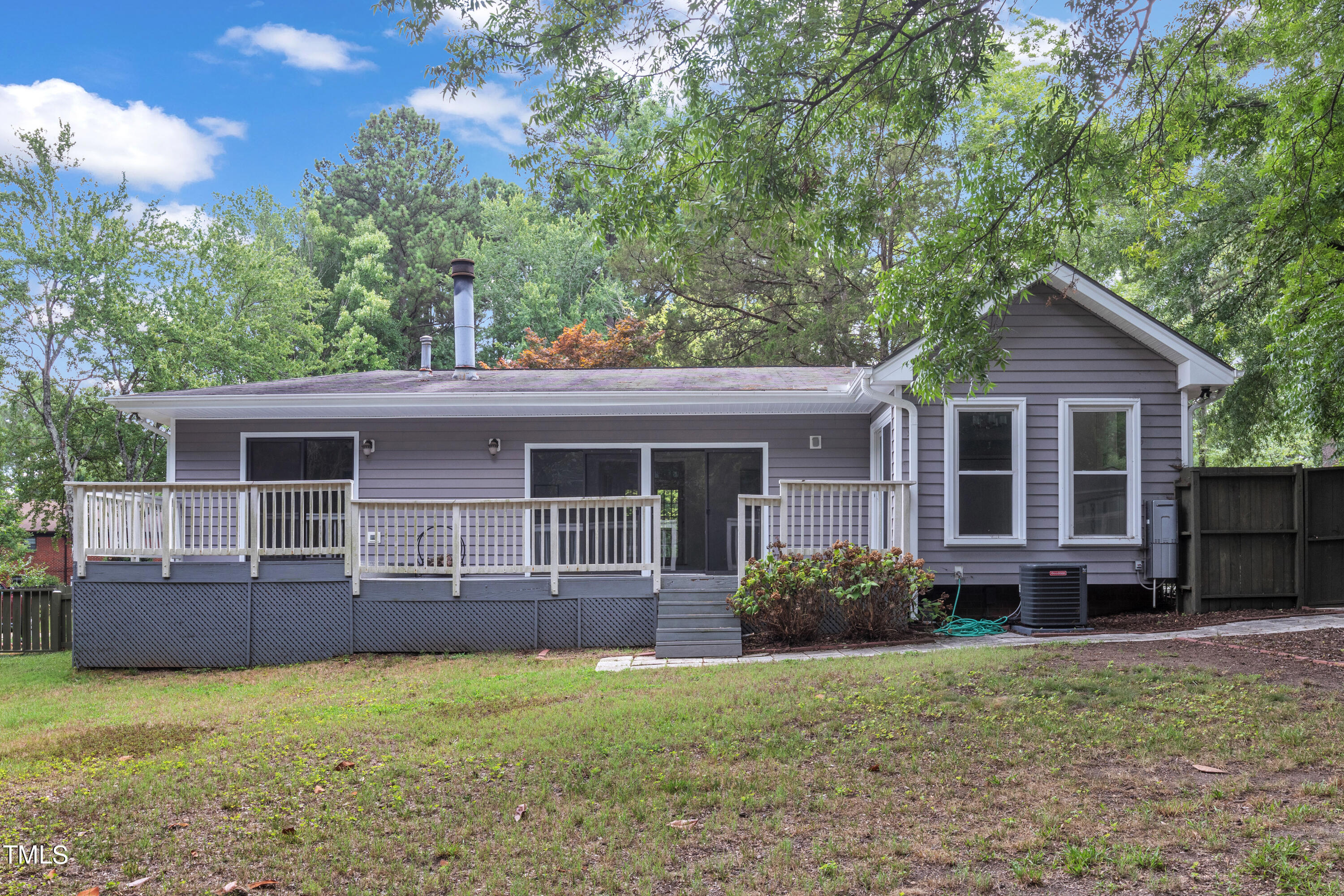 1213 Falls Church Road Raleigh, NC 27609 - Photo 34 of 36 43-1213 Falls Church Rd-37