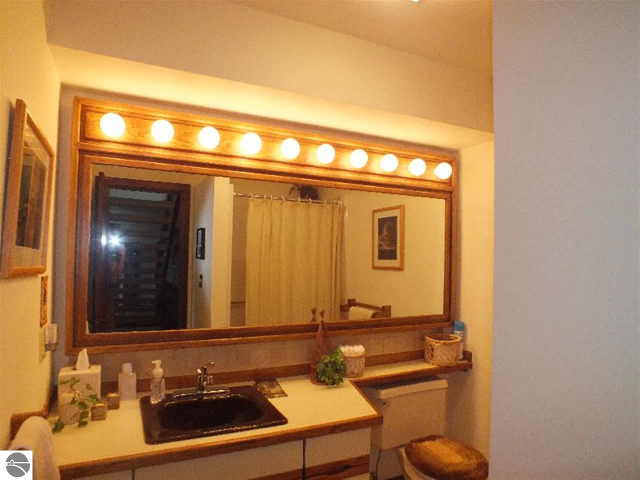 10811 Bluff Road Traverse City, MI 49686 - Photo 47 of 58 1784702-46.JPG