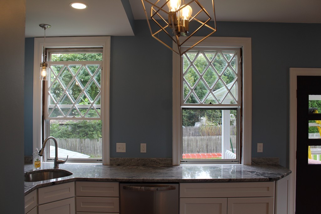 6 Cottage Street Warren, RI 02885 - Photo 10 of 28 Gallery Image 10