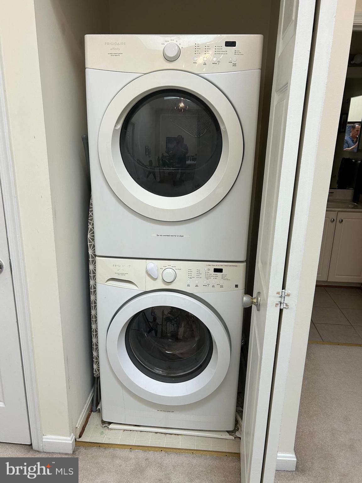 2304 Cold Meadow Way Silver Spring, MD 20906 - Photo 25 of 42 a utility room with dryer and washer